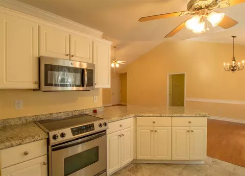 602 Brock St, Central, SC 29630 photo 12