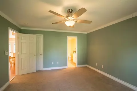 602 Brock St, Central, SC 29630 photo 4