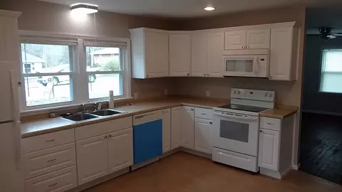 15 Pruitt St, Honea Path, SC 29654 photo 7