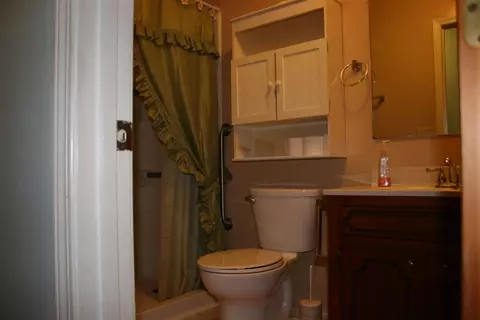 112 Fieldcrest Dr, Central, SC 29630 photo 9