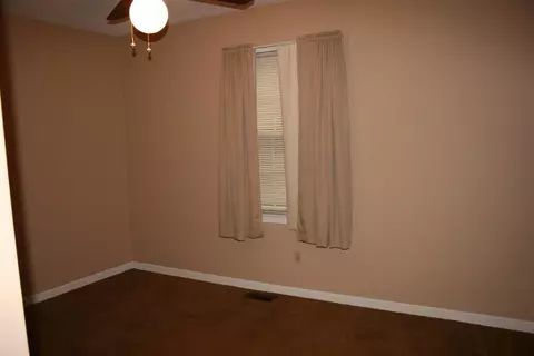 112 Fieldcrest Dr, Central, SC 29630 photo 11