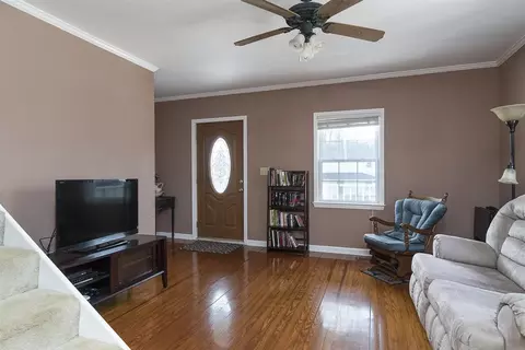 25 Smith St, Pelzer, SC 29669 photo 4