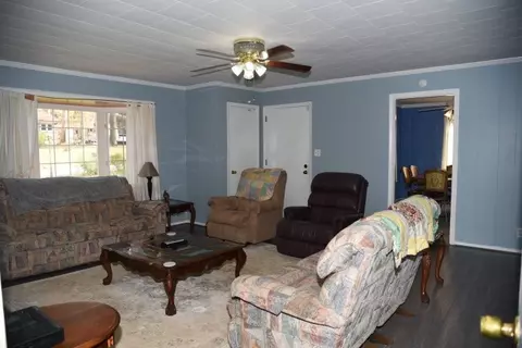 14 Spring St, Williamston, SC 29697 photo 9