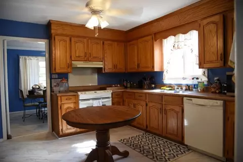 14 Spring St, Williamston, SC 29697 photo 16