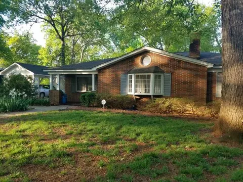14 Spring St, Williamston, SC 29697 photo 2