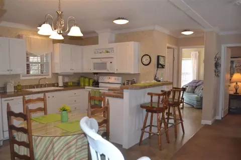 160 Latham Dr, Anderson, SC 29621 photo 9