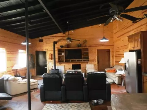 774 Old Seneca Rd, Central, SC 29630 photo 3