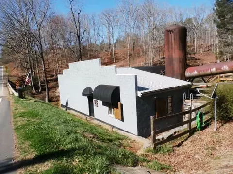 774 Old Seneca Rd, Central, SC 29630 photo 1