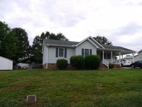 210 Maple Dr, Anderson, SC 29621 photo 2