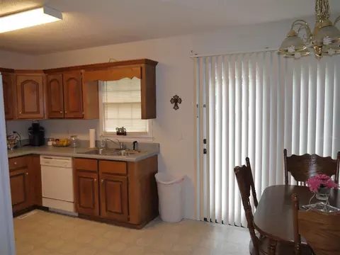 210 Maple Dr, Anderson, SC 29621 photo 15