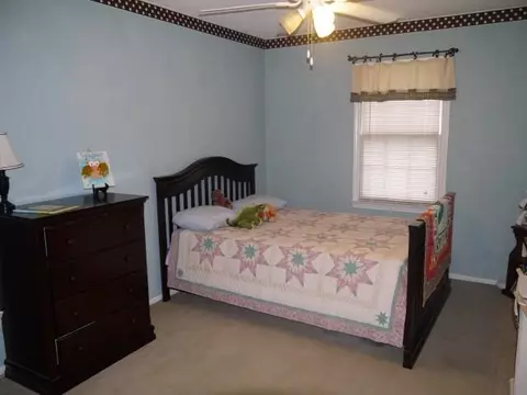 210 Maple Dr, Anderson, SC 29621 photo 8