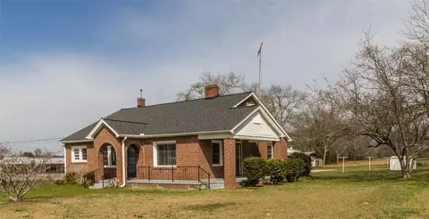 718 N Main St, Honea Path, SC 29654 photo 6