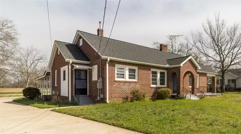 718 N Main St, Honea Path, SC 29654 photo 5