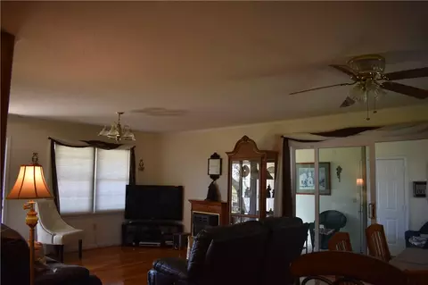 406 Scott Cir, Pendleton, SC 29670 photo 6