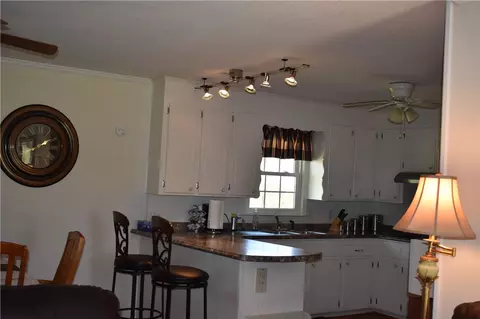 406 Scott Cir, Pendleton, SC 29670 photo 3