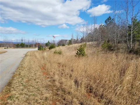 122 Caden Ln, Easley, SC 29640 photo 4