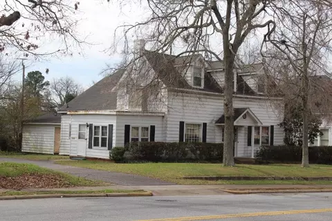 306 E Main St, Williamston, SC 29697 photo 1