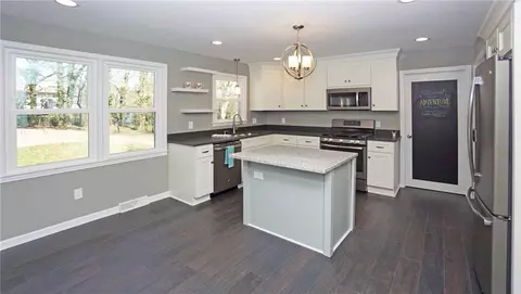 300 Longview Ter, Easley, SC 29642 photo 14