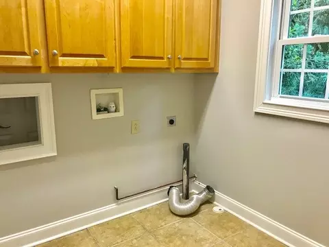 303 Falling Leaf Ct, Seneca, SC 29672 photo 8