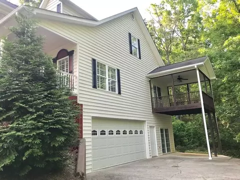 303 Falling Leaf Ct, Seneca, SC 29672 photo 10