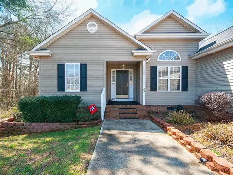 125 Jester Ct, Williamston, SC 29697 photo 3