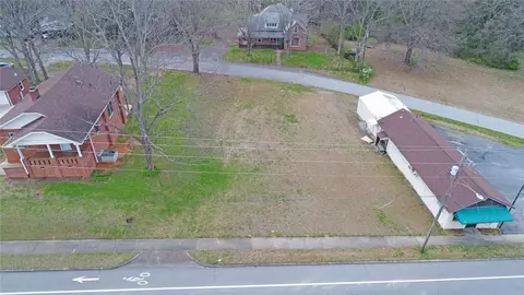 403 N A St, Easley, SC 29640 photo 4