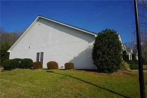 116 Heritage Place Dr, Pendleton, SC 29670 photo 4