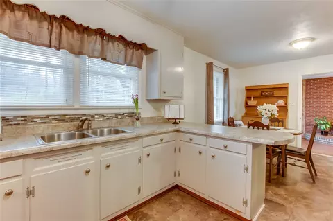 111 Mulliken Rd, Central, SC 29630 photo 9