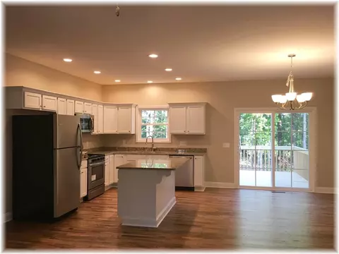 106 Thunder Valley Rd, Seneca, SC 29678 photo 2