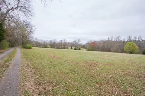 1515 Abercrombie Rd, Honea Path, SC 29654 photo 3