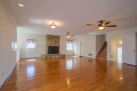 141 Cindy Ln, Easley, SC 29642 photo 4