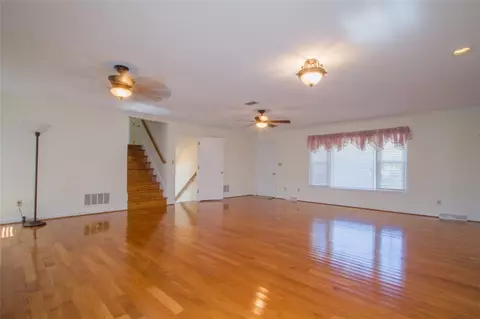 141 Cindy Ln, Easley, SC 29642 photo 5
