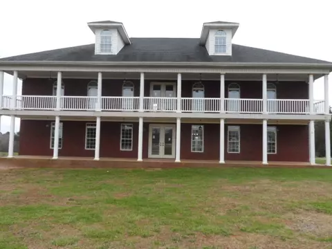 231 E Bennett Rd, Westminster, SC 29693 photo 2
