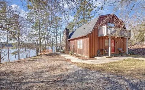 48 Knox Dr, Toccoa, GA 30577 photo 2