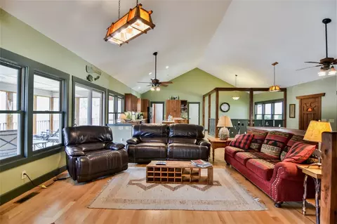 112 Cornsilk Way, Sunset, SC 29685 photo 11