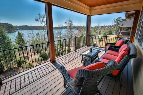 121 Village Point Dr, Sunset, SC 29685 photo 7