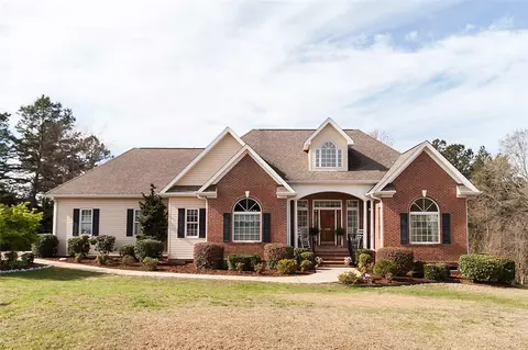 509 N Old Mill Rd, Seneca, SC 29678 photo 1