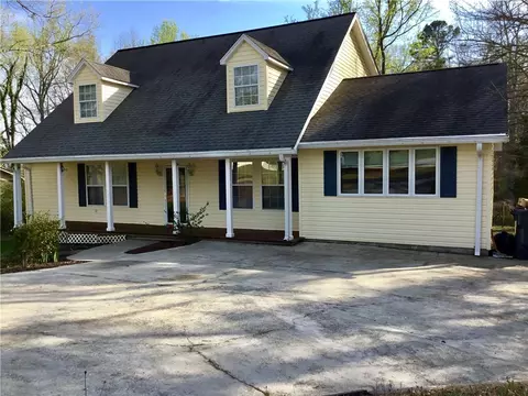 103 Murray Ave, Honea Path, SC 29654 photo 2