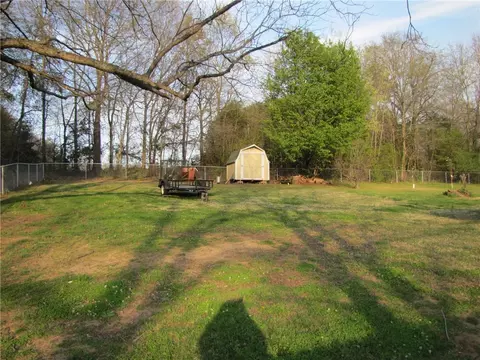 102 Cherokee Rd, Easley, SC 29642 photo 34