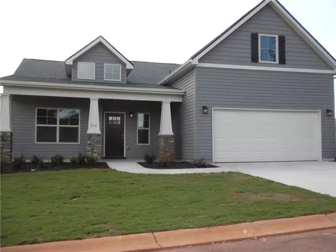213 Crooked Cedar Way Dr, Pendleton, SC 29670 photo 1