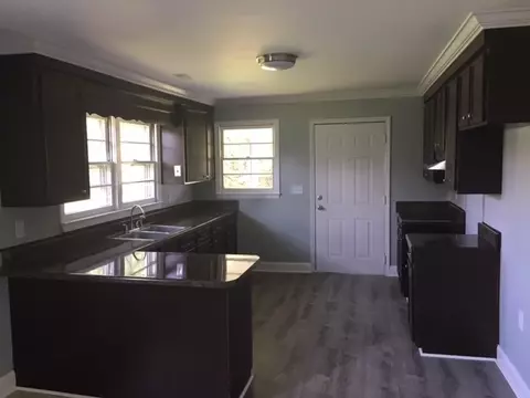 14 Gray Dr, Williamston, SC 29697 photo 4