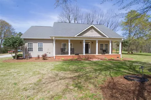 213 Latham Rd, Easley, SC 29640 photo 1