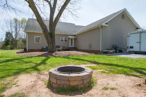 213 Latham Rd, Easley, SC 29640 photo 43