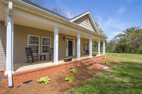 213 Latham Rd, Easley, SC 29640 photo 4