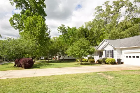 106 Larkspur Ln, Pendleton, SC 29670 photo 4