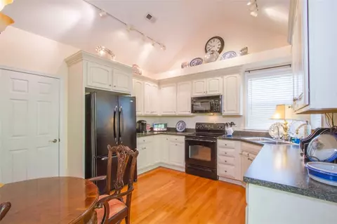 725 Britton St, Anderson, SC 29621 photo 9