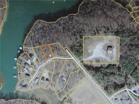 502 Inlet Dr, Seneca, SC 29672 photo 7