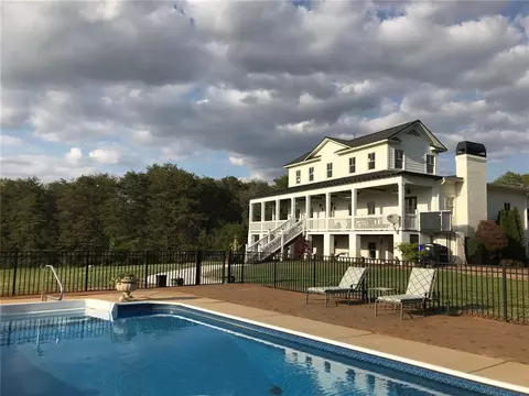 1545 Five Forks Rd, Pendleton, SC 29670 photo 1