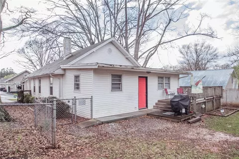 213 S 7th St, Easley, SC 29640 photo 5
