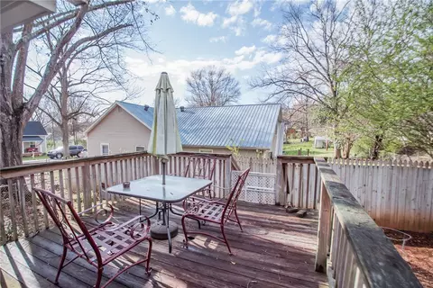 213 S 7th St, Easley, SC 29640 photo 8